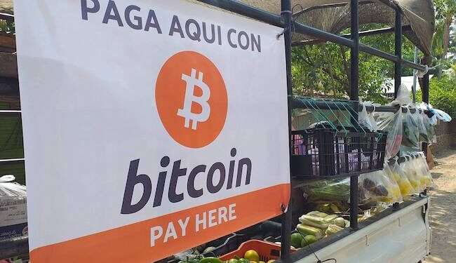 A dos años del bitcoin en El Salvador, su uso es muy escaso