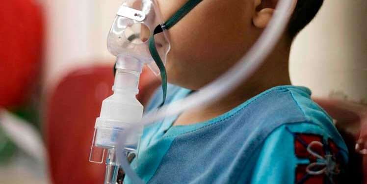 Costa Rica emite alerta sanitaria por el aumento de virus respiratorios entre niños