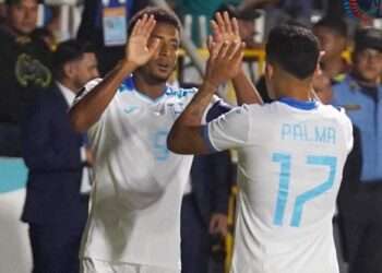 Honduras se da festín de goles contra Granada