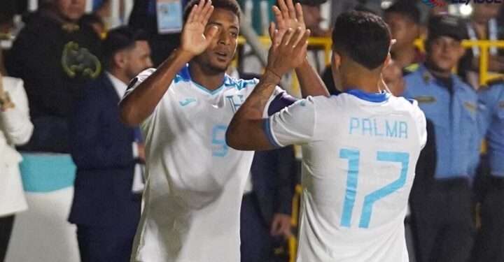 Honduras se da festín de goles contra Granada