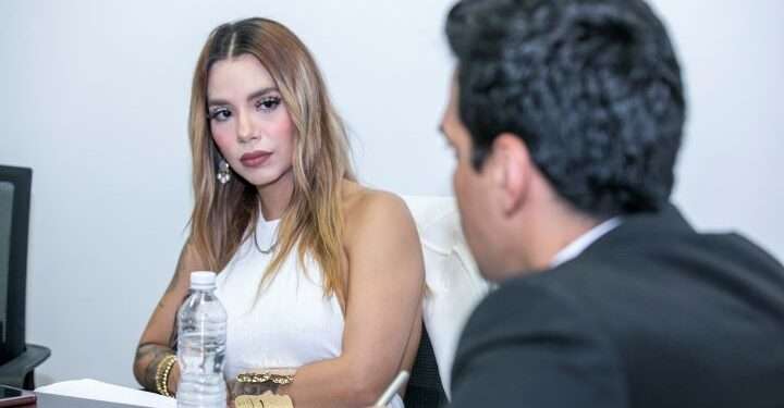 Polémica por presunta contratación de influencer en el gobierno hondureño