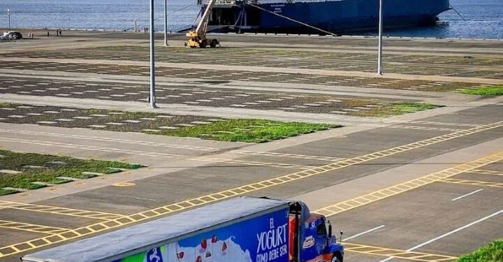 El ferri solo funcionó cuatro meses entre el puerto La Unión en El Salvador hasta Puerto Caldera en Costa Rica.