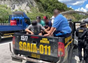 Autoridades de Guatemala capturan a 6 “coyotes” en su intento de trasladar a 42 migrantes irregulares