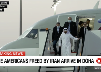 Irán libera a cinco rehenes estadounidenses tras liberarles fondos congelados