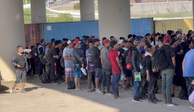 México deportará a los migrantes de ciudades fronterizas con EEUU