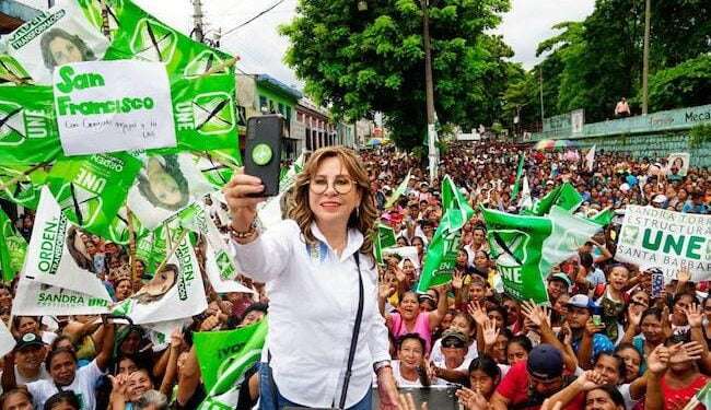 Partido derrotado busca revertir triunfo de Arévalo en Guatemala