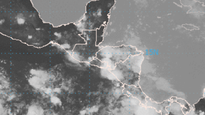 Honduras y El Salvador emiten alertas por lluvias