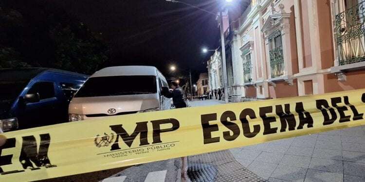 Continúa el allanamiento al TSE de Guatemala a pesar de las fuertes críticas y señalamientos