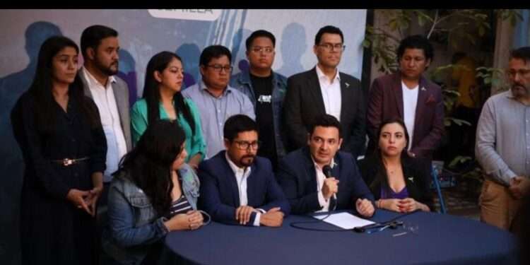 Congreso guatemalteco restablece a la bancada de Movimiento Semilla al retirar suspensión