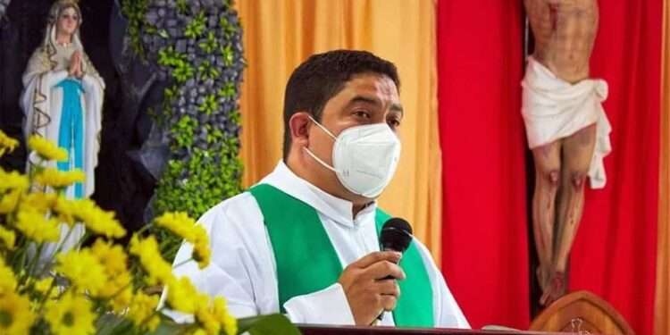 Régimen sandinista captura al sacerdote número 13 en Nicaragua