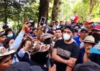 Liberan presas de abastecimiento de agua, pero continúan los bloqueos en Guatemala