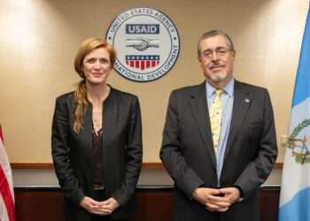 Bernardo Arévalo recibe apoyo de la administradora de la USAID en su gira por EEUU