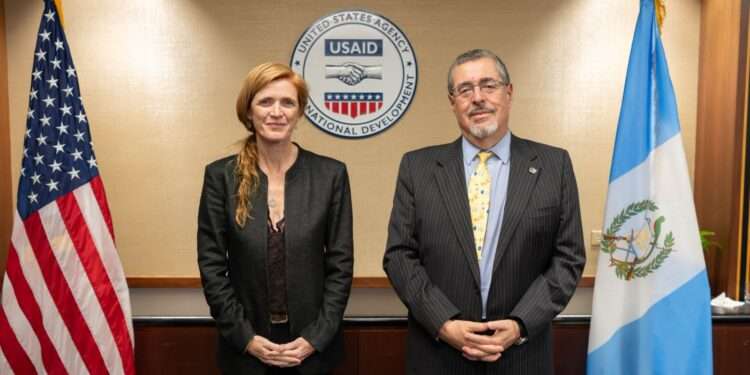 Bernardo Arévalo recibe apoyo de la administradora de la USAID en su gira por EEUU