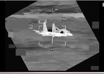 Avión de combate chino provoca a bombardero estadounidense en mar del Sur de China
