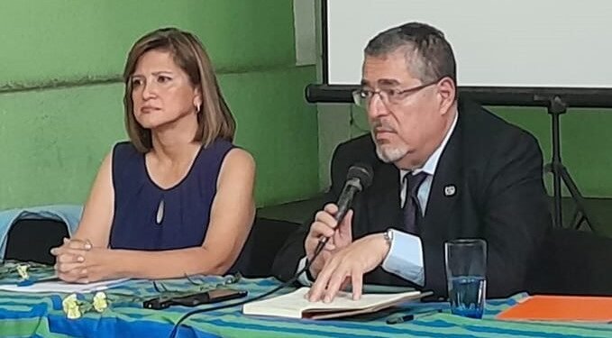 Presidente electo pide respeto al derecho de manifestación en Guatemala