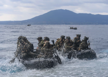 El 60 % de los estadounidenses están a favor de enviar tropas para defender Taiwán: encuesta