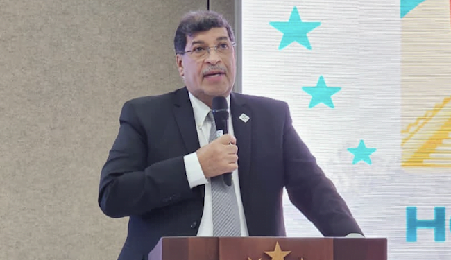 Salvadoreño retira su candidatura del BCIE y lo sustituyen con economista hondureño