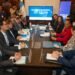 Reanudan reuniones de transición presidencial en Guatemala