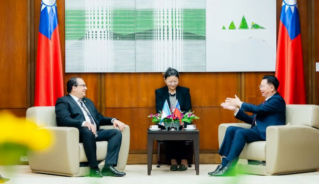 Canciller guatemalteco visita Taiwán para profundizar relaciones y cooperación