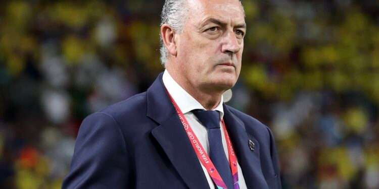 El argentino Gustavo Alfaro es el nuevo entrenador de la selección tica