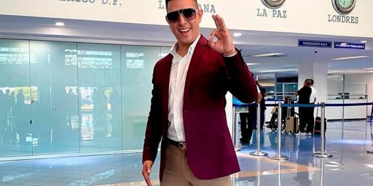 Dictadura nicaragüense le niega derecho a retornar a su país a otro periodista