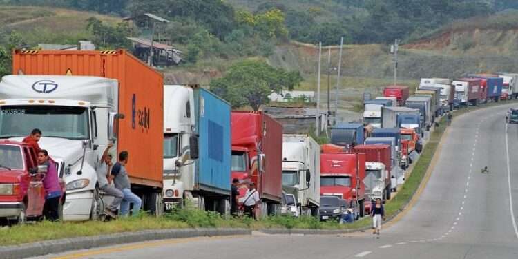 Misión de la OEA inicia este lunes su mediación en crisis de bloqueos en Guatemala