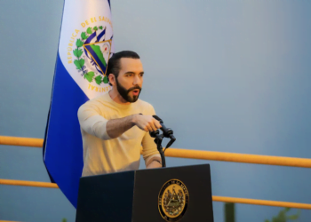 Bukele confirma que inscribirá su candidatura a la reelección presidencial