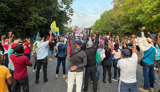 Perú empieza a caer en picada y cada vez se complica más su regeneración política