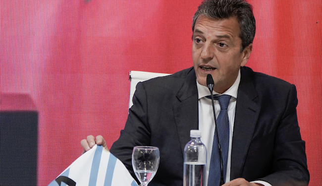 El sorprendente giro en las elecciones argentinas da ventaja al peronista Massa