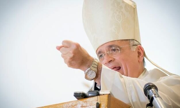 Obispo nicaragüense exiliado dice que los dictadores no son invencibles