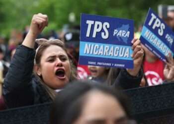 Más congresistas piden a Biden TPS para migrantes de Nicaragua