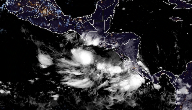 Tormenta Pilar afectará toda Centroamérica, advierte Centro Nacional de Huracanes