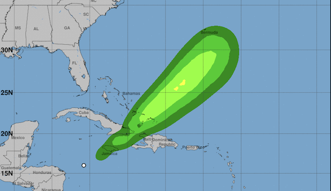 Ciclón tropical se aleja de C.A. pero traerá lluvias a Costa Rica y Panamá