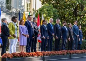 Biden advierte a América Latina de la “trampa de la deuda” china