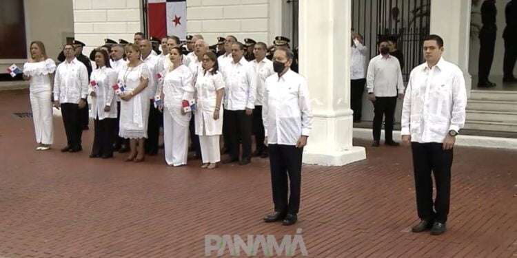 Aniversario de independencia panameña entre manifestaciones y crisis política