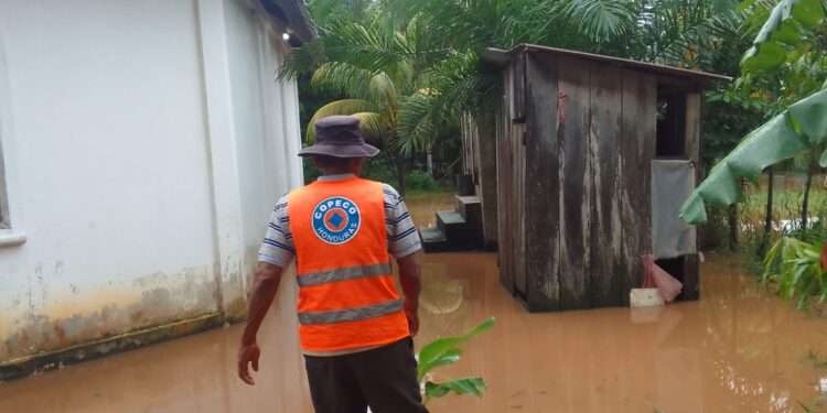 Por lo menos 4 fallecidos y más de 40 mil afectados dejan las lluvias en Honduras