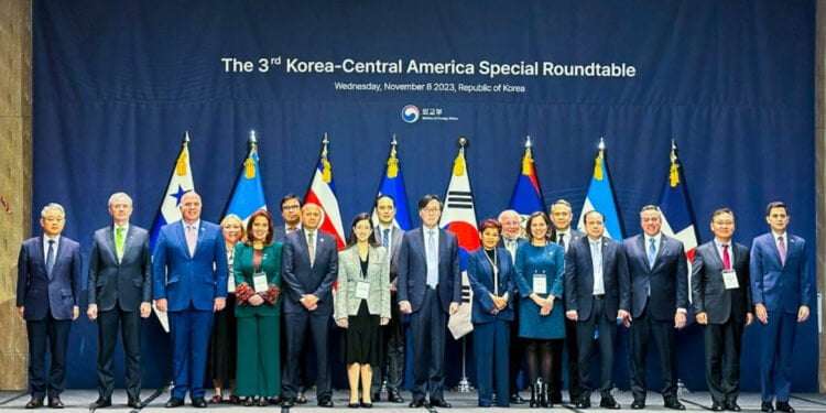 Corea del Sur y Centroamérica estrechan las relaciones diplomáticas y de comercio