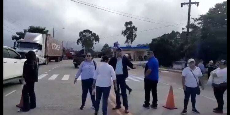 Tensión previa a la marcha opositora en Tegucigalpa