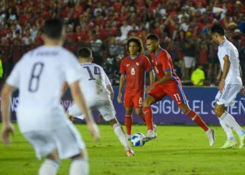 Panamá golea de nuevo a Costa Rica y celebra su clasificación a la Copa América