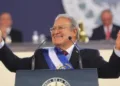 Fiscalía salvadoreña presenta acusación contra expresidente Sánchez Cerén por lavado