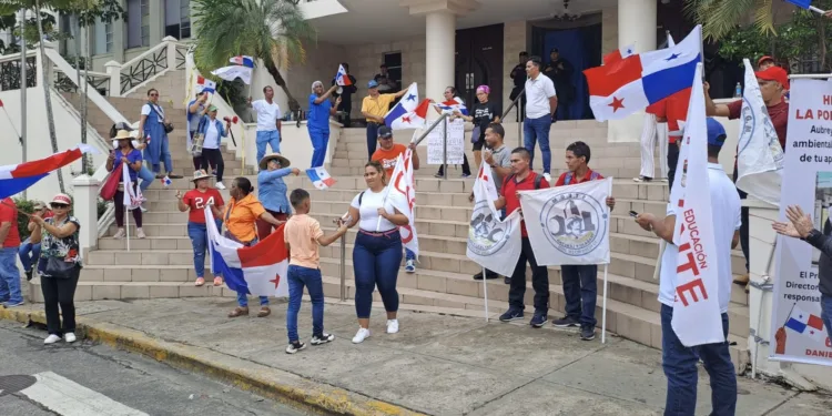 Ansias y expectación a la espera de resolución de la Corte Suprema sobre contrato minero en Panamá