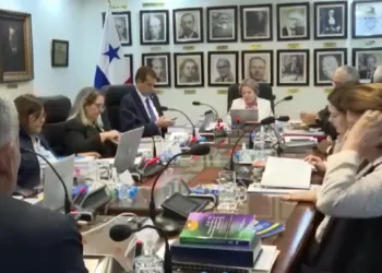 Corte Suprema de Panamá deja en suspenso de nuevo la resolución por contrato minero