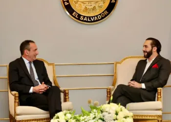 EEUU dice que colabora con El Salvador para desmantelar a las pandillas