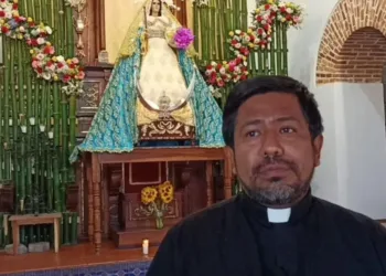 Nicaragua destierra a otro sacerdote mientras imágenes de obispo prisionero causan repudio