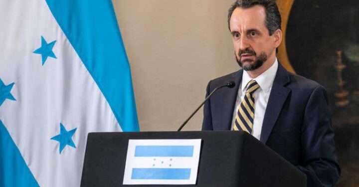 Ministro de la Presidencia de Honduras llama a mantener la objetividad e imparcialidad