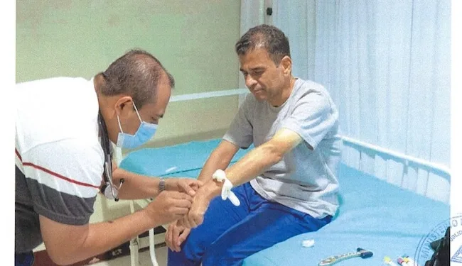 Dictadura de Nicaragua exhibe a un demacrado obispo Rolando Álvarez