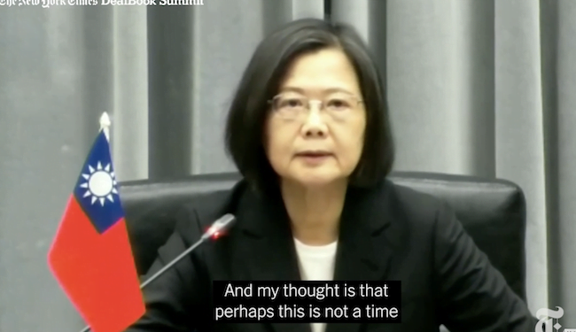 Presidenta de Taiwán ve poco probable una invasión china