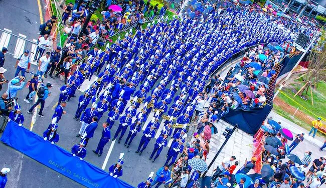 El Salvador recibirá el Año Nuevo con un desfile musical por la capital