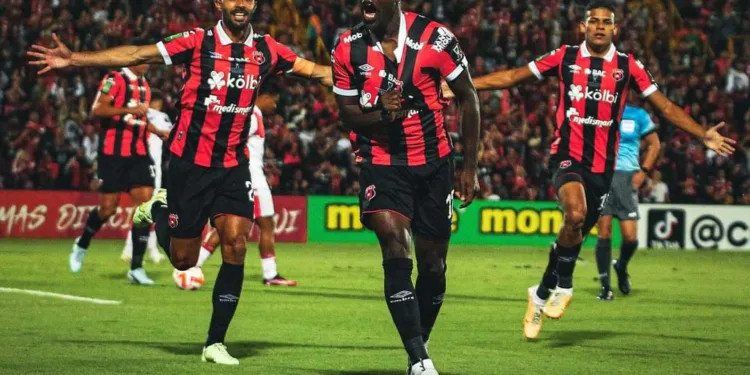 Alajuelense reina en Centroamérica