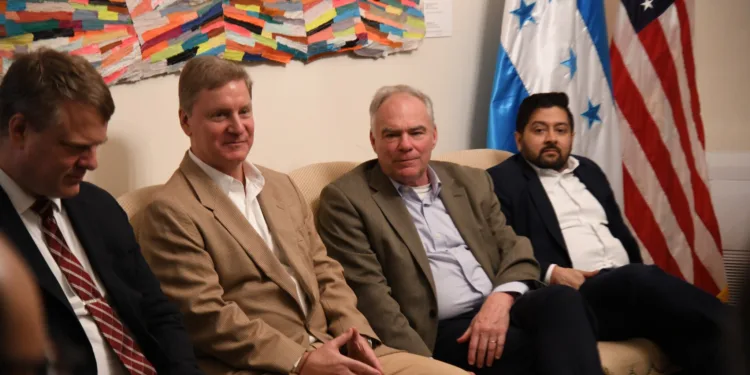 Embajadora de EEUU pide respeto al estado de derecho en Honduras para lograr prosperidad